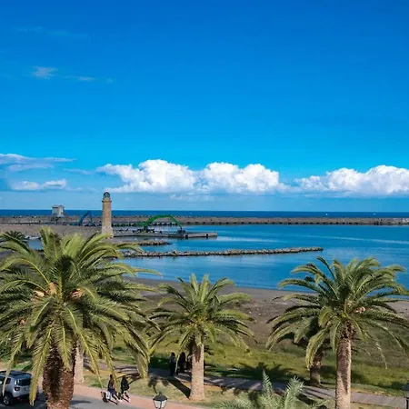 Georges Poet Maisonette Tatil Evi