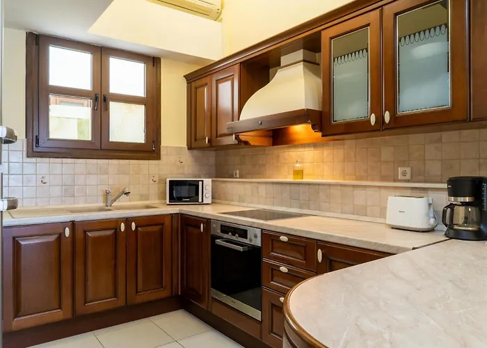 Georges Poet Maisonette Rethymno