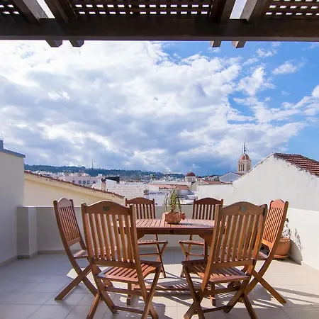 Georges Poet Maisonette Réthymnon