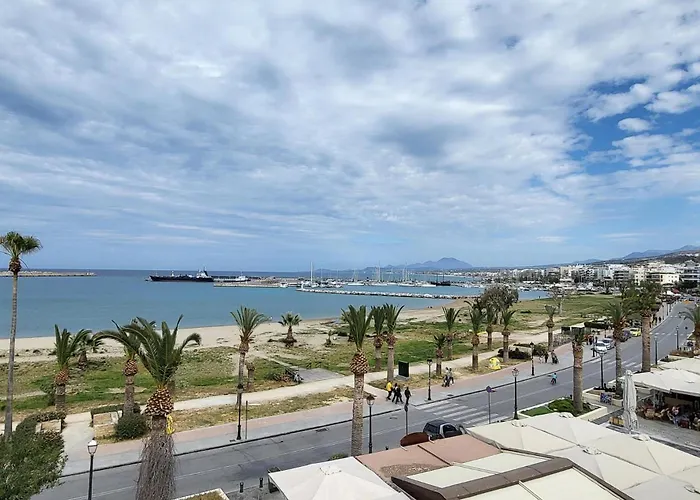 Georges Poet Maisonette