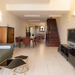 Georges Poet Maisonette Apartament *